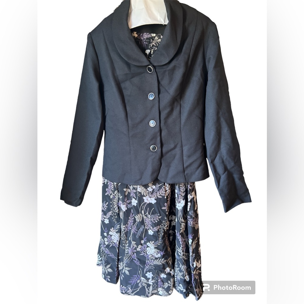 2 piece suit coat and skirt Color is BLACK  A290AR1